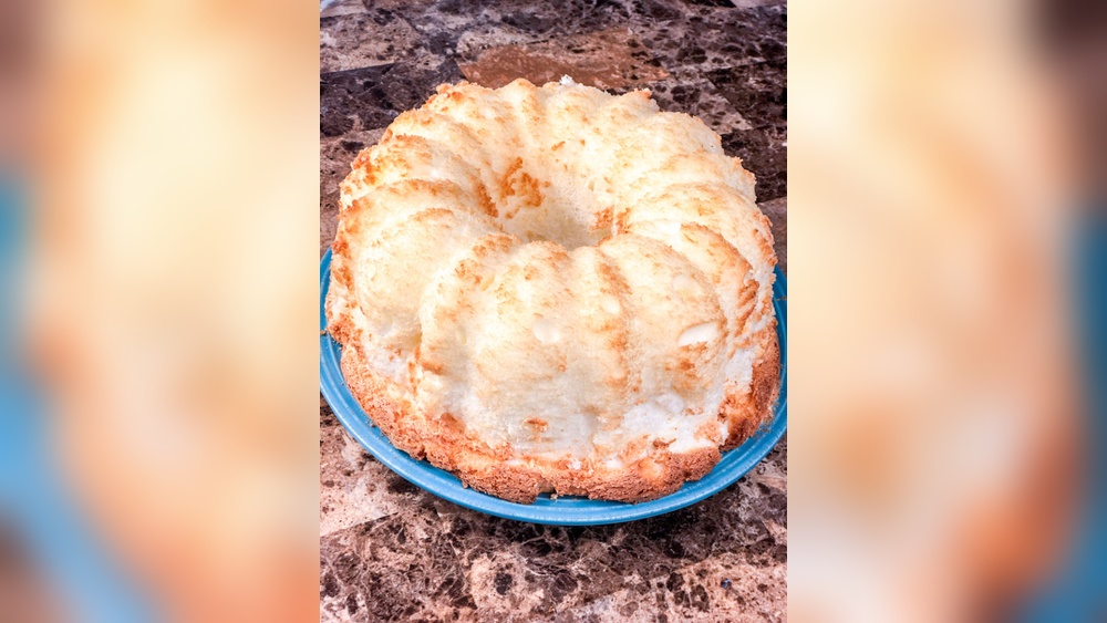 Can I Make Angel Food Cake in a Bundt Pan
