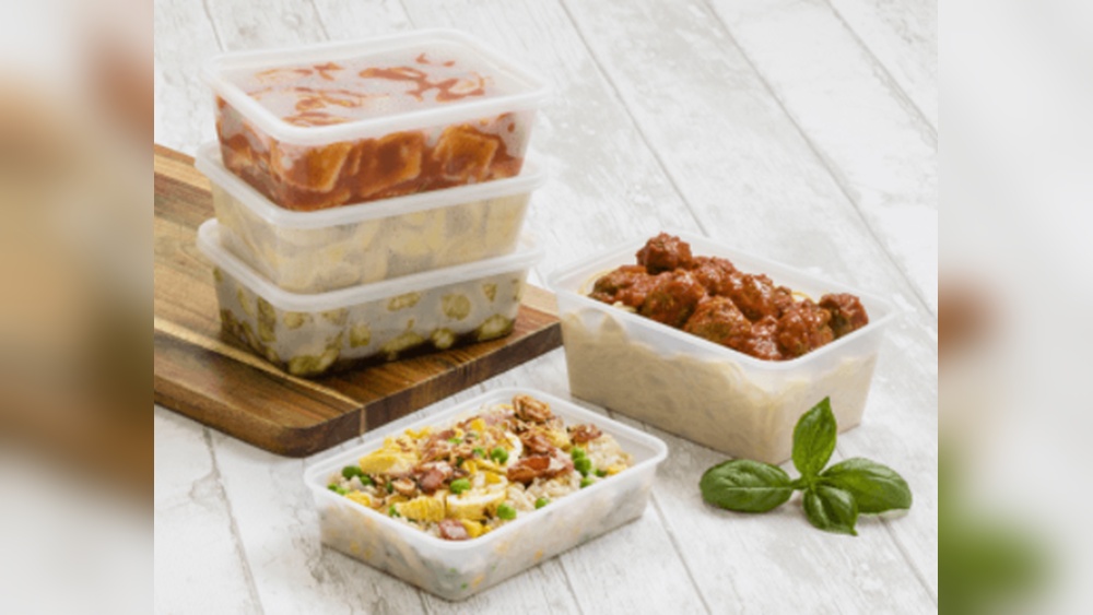 Can You Freeze Food in Plastic Containers