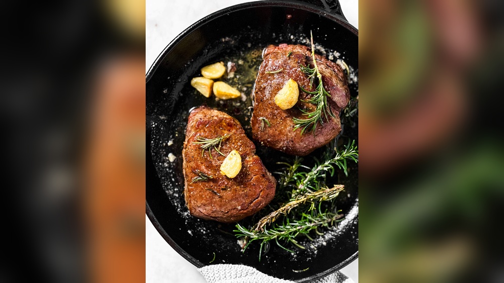 Cooking Tenderloin Steak in Cast Iron Skillet