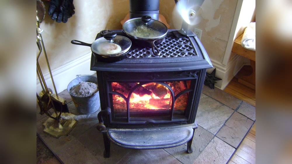 How to Cook on a Wood Stove